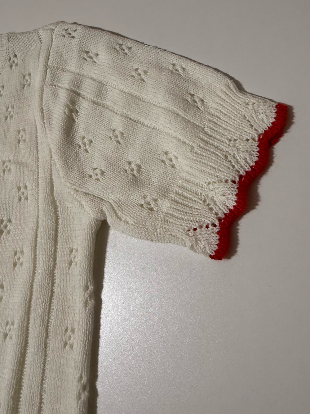 NWT Cropped White Eyelet Knit Top with Red Scallop Trim - Picture 6 of 8